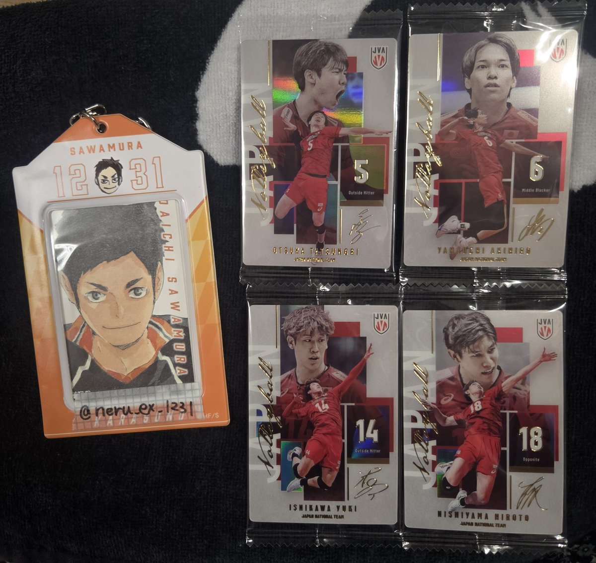 neru_ex_1231's tweet photo. 【交換/譲渡】男子バレーボール日本代表 ツインウエハース 2026

☆譲  (敬称略)
R：大塚、山内、石川、西山
N：西田、小野寺、宮浦、関田、小川、西本、永露

☆求 (敬称略)
R：西田＞山本
(求R×1：譲N複数の取引も検討いたします)

郵送希望
検索からもお声がけください🙇‍♀️ https://t.co/dKM5R8CVjq