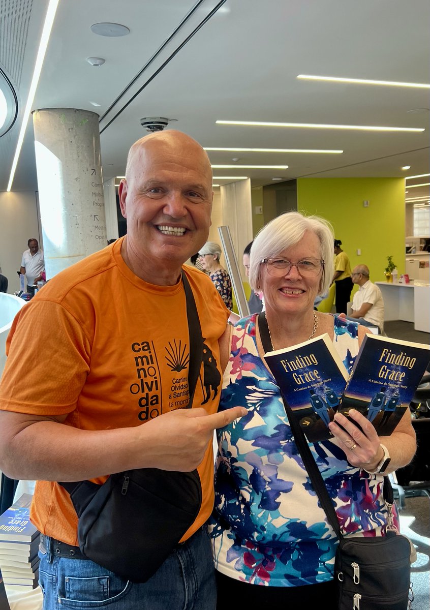 roccorossiTO's tweet photo. Muchas gracias to Rhonda! My first double-book customer here at the @mississaugalib #LiteraryFestival #DoubleDouble https://t.co/27qAThDzyY