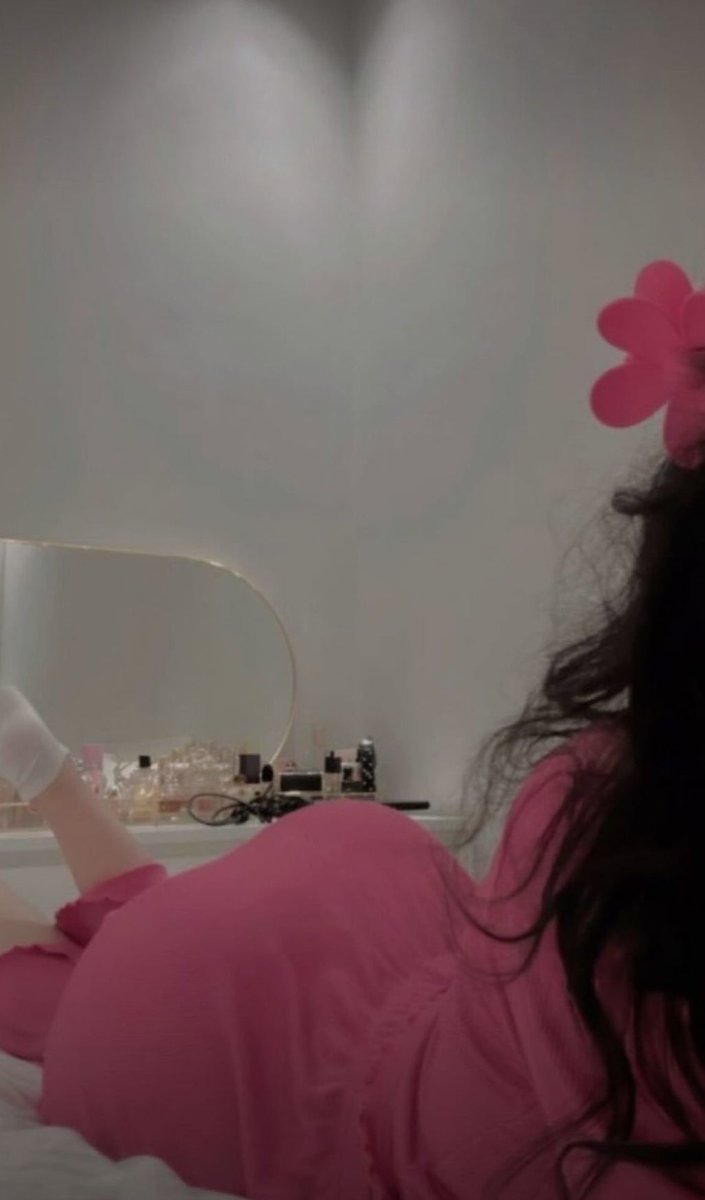 jeylamomv's tweet photo. I love this dress, it’s so cute🥹💐 #ass #tribute #cumtribute https://t.co/w5EAFx5z2m