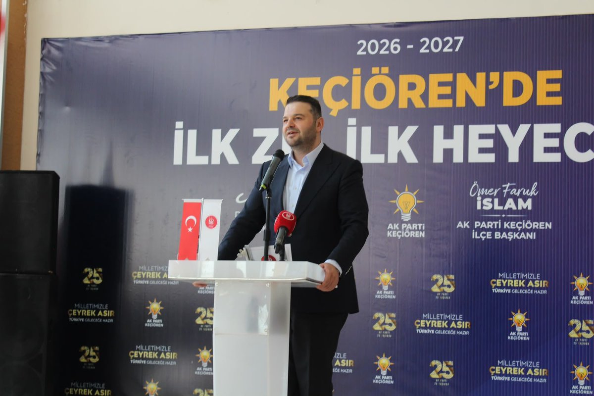 AkKeciorenResmi's tweet photo. 📍 Mevlana Kültür ve Kongre Merkezi

🎒 2026-2027 Keçiören’de İlk Zil, İlk Heyecan! 🔔

İlçe Başkanımız Ömer Faruk İslam, Belediye Başkanımız Dr. Mesut Özarslan, Belediye Başkan Yardımcılarımız, Belediye Meclis Üyelerimiz ve mahalle teşkilat mensuplarımızın katılımlarıyla, geleceğimizin teminatı olan çocuklarımızın okul heyecanına ortak olduk.

📚 Yeni eğitim-öğretim yılı öncesinde çocuklarımıza hediye ve kırtasiye malzemeleri takdim ederek, onların mutluluğuna ve heyecanına ortak olduk.

Çocuklarımızın yüzündeki tebessüm, bizim en büyük mutluluğumuz. ❤️

Yeni eğitim-öğretim yılının tüm öğrencilerimize, öğretmenlerimize ve velilerimize hayırlı olmasını diliyor; tüm evlatlarımıza başarılarla dolu bir eğitim hayatı temenni ediyoruz.

Programımıza katılımları için Belediye Başkanımız Sayın Dr. Mesut Özarslan’a teşekkürlerimizi sunuyoruz.

@RTErdogan
@hakanhanozcan
@erhansarigol
@AkpartiAnkara
@omerfarukislam
@OzarslanMesut