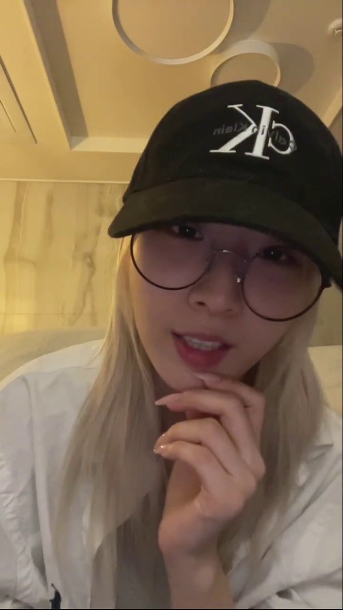 haseulface's tweet photo. https://t.co/gULwbscj8Y