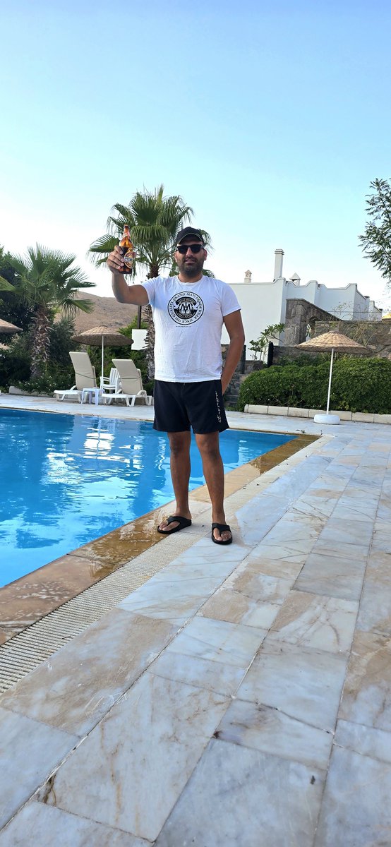 servetsatar's tweet photo. #Yaz' ın Ve #Bodrum'un Son Demleri... https://t.co/xol6Qs1qiK