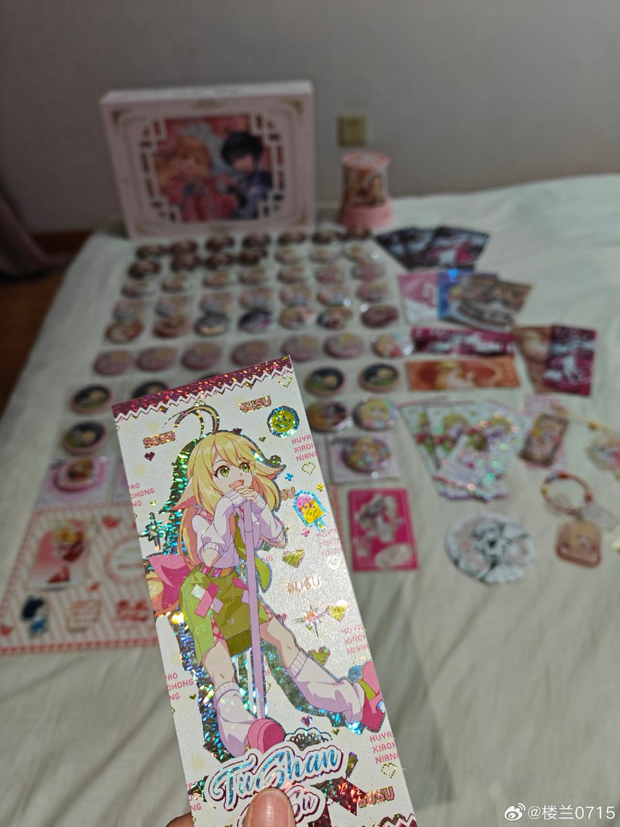 echoy589002's tweet photo. Just checked in at the city’s coolest anime convention—met amazing artists, scored limited-edition merch, and screamed over my favorite series’ screening!  #ComicConAdventures #AnimeVibes， https://t.co/QLBmddsszL