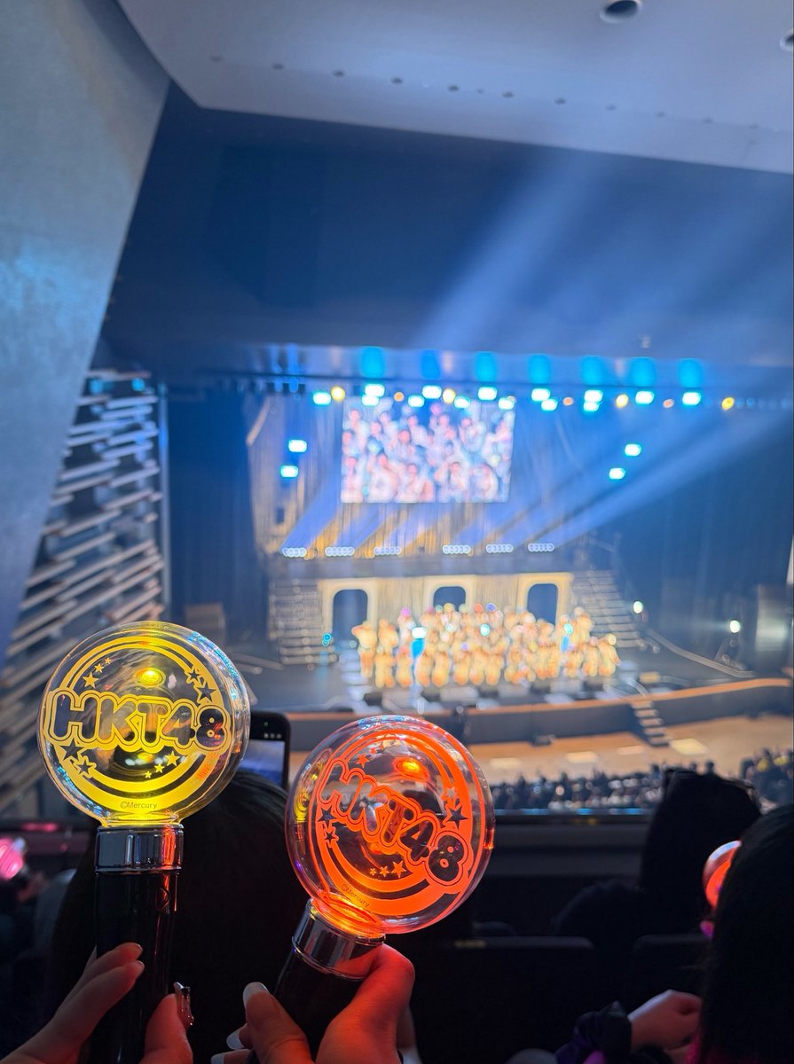 moka__0225's tweet photo. #HKT15周年ツアー  #HKT48 

うちの阿紀ちゃん最高だった💛🧡
念願じゃがりこくれた︎︎☺︎
ステージ上からも客席からもhktいっぱい浴びた  致死量のhkt浴びた

写真撮った子沢山でまた載せます👶🏻
あきちゃんの撮可動画も面白いから載せたい🪣

何から書こうって思ってたら1時過ぎてた🙃 https://t.co/UhyCZ1nNE7