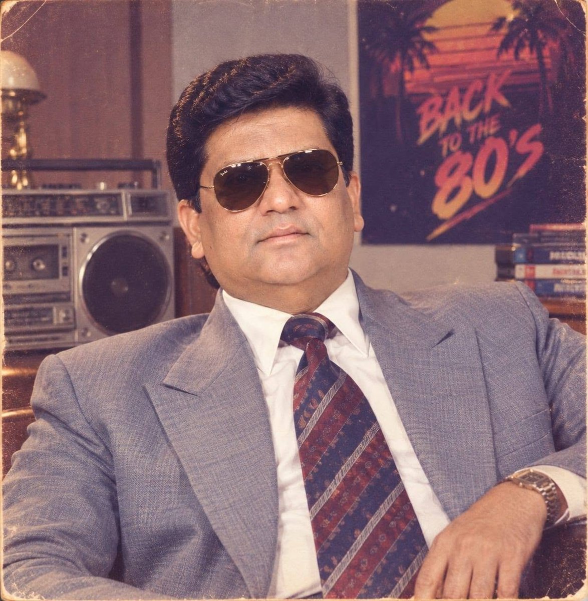 sudhirchINC's tweet photo. Straight outta the 80s. 
#trend80 #trendingpost #trend80s https://t.co/uIOexDmWJv