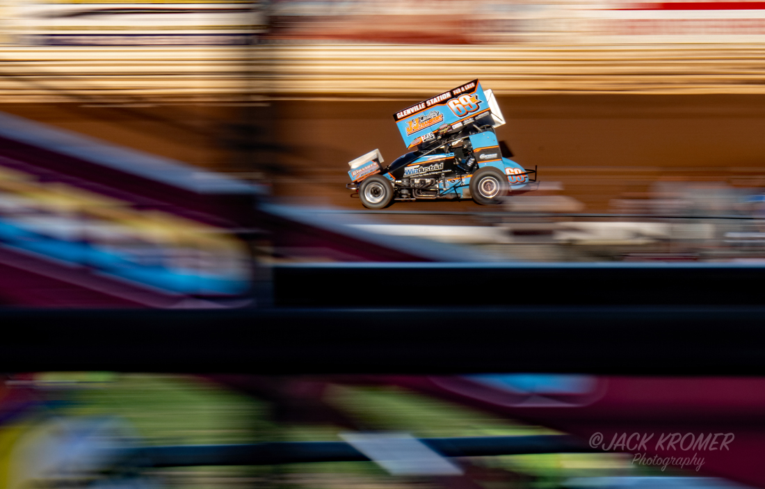 kromerpics's tweet photo. .@PortRoyalSpdway blurs
@HighLimitRacing 
1- Mike Walter 11
2- @RyanSmithRacing 
3- @zachnewlin11z 
4- @LDmotorsports https://t.co/OiSc5FIwrL