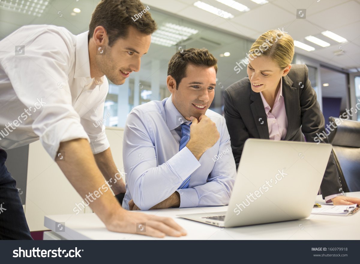 sorbf968287's tweet photo. Teamwork makes the dream work! Our group just nailed the first milestone of the project with smooth collaboration and shared ideas ， https://t.co/oYQbQSt6lQ