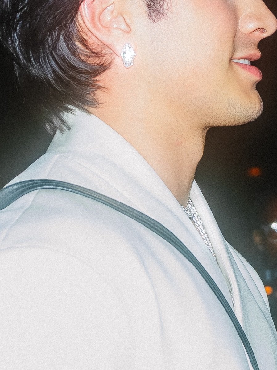 _hudstubble_'s tweet photo. EVERYONE SAY THANK YOU @nikkimarieJPG https://t.co/mlh8WlUVOb