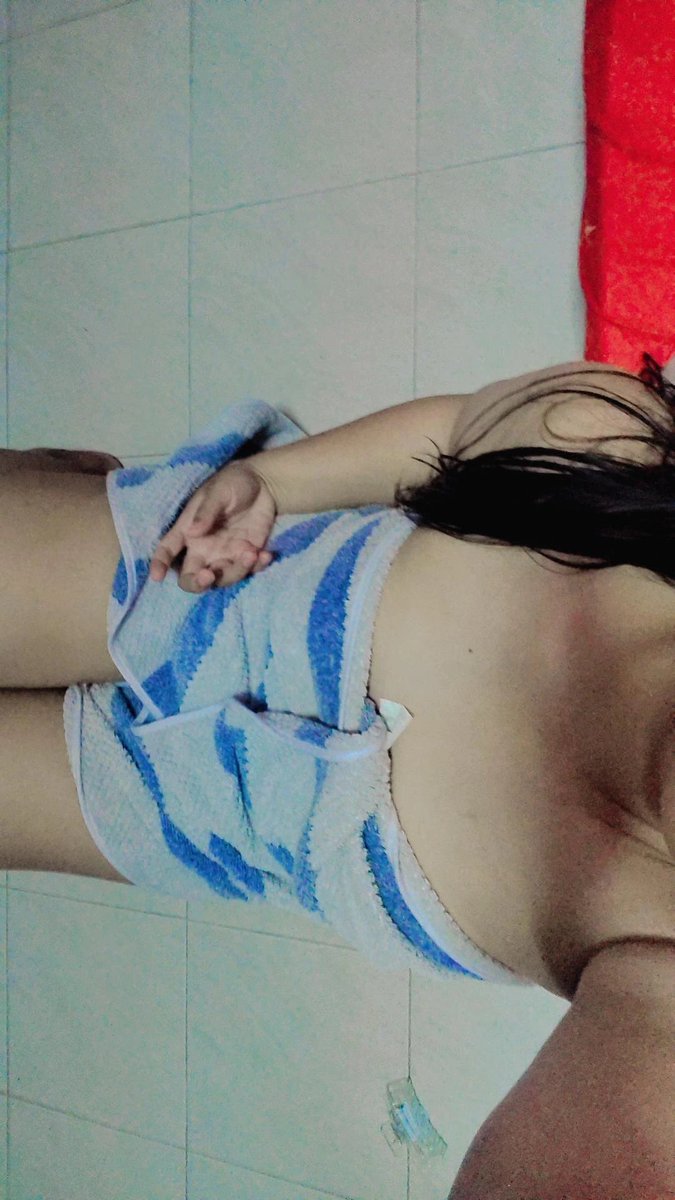 salinthip77's tweet photo. ไม่มีคนช่วยทาครีมเลยย💦💦
#สาวอ้วนน้ำเยอะ https://t.co/cbPWTZBAUt
