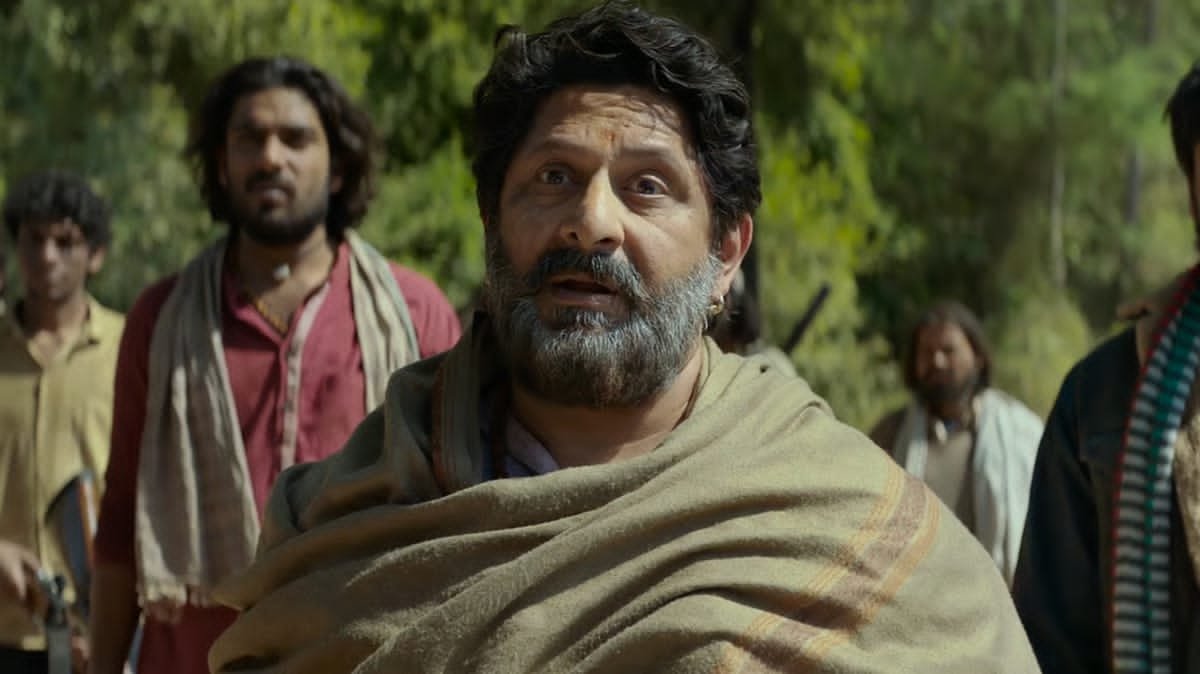 sohitcooo's tweet photo. Maharaj walks into Ghamasaan with a quiet confidence that says everything without saying much. Arshad Warsi is brilliant. #MaharajKaKhauf https://t.co/QvfHlTWW7A