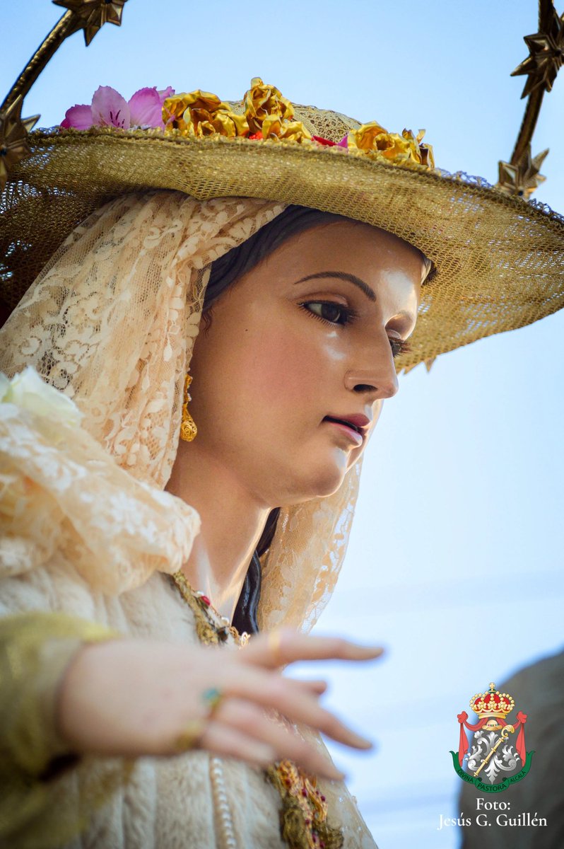 PastoraAlcala's tweet photo. 🟢 FESTIVIDAD DEL DULCE NOMBRE DE MARÍA

El Dulce Nombre de María es la conmemoración cristiana del nombre de la madre de Jesucristo, una festividad que cada 12 de septiembre celebra a la Santísima Virgen María como Madre de Dios y de la Iglesia. https://t.co/5dBLso1ILG