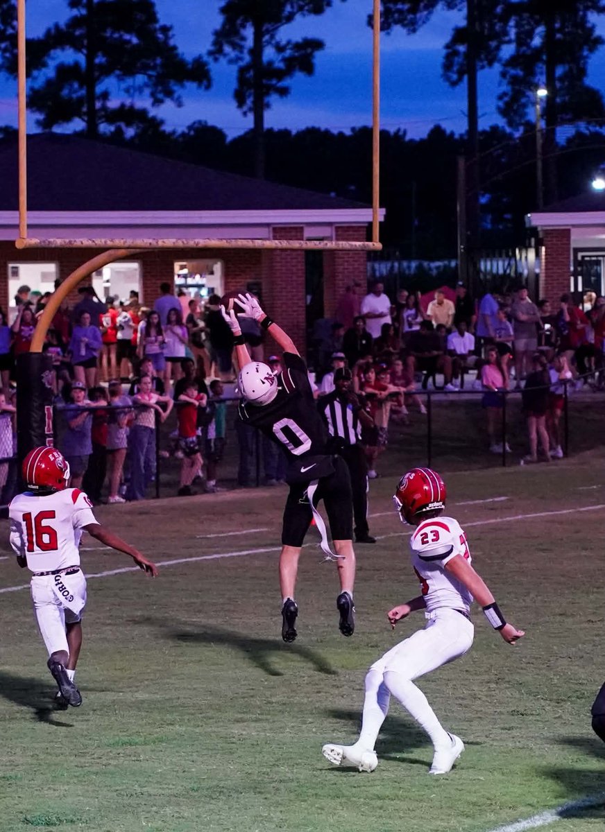 HinsonGunner's tweet photo. 2rec, 2-point conversion, 40 all-purpose yards, 1-int, 1pbu, 3 tackles but another tough L.  (film dropping soon) @maknight3 @CoachDaniels06 @One11Recruiting @AL_Recruiting @Alabama_Varsity @PrepRedzoneAL @9CoachWest9 @Stan1HoustonAlt @HallTechSports1 https://t.co/C39YJRtC2B
