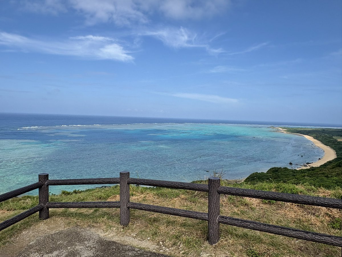 yooyuu1536's tweet photo. 2日目の石垣島。
石垣島の最北端、平久保崎を訪問。
そこから見える景色が最高です https://t.co/a9rwGefihk
