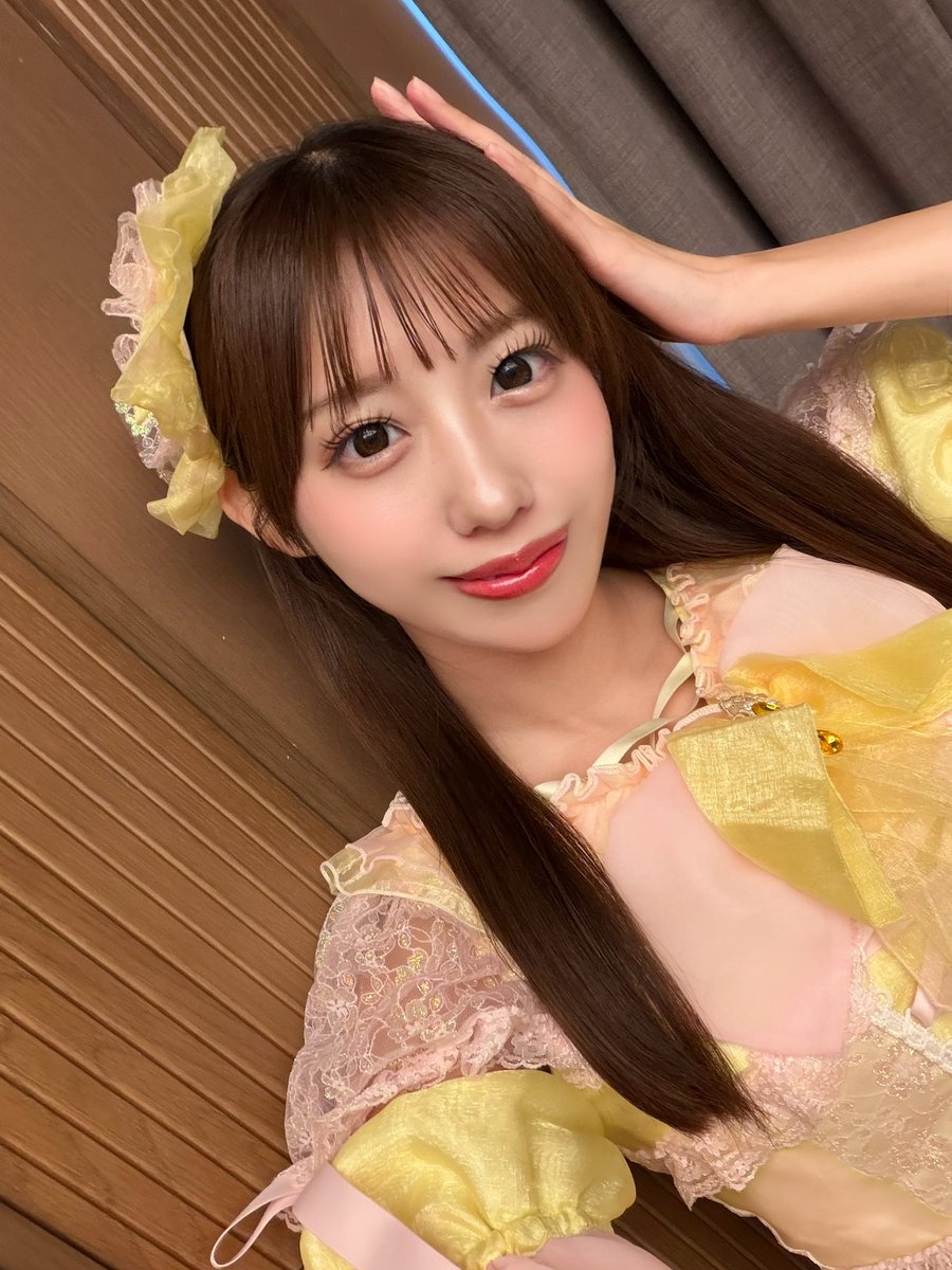 0916_natsumi's tweet photo. まだ起きてる？ https://t.co/tRuqCKYur4