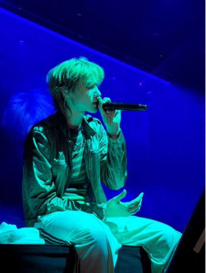 75th7jk's tweet photo. @martinmetricsvn MARTIN EDWARDS commands the stage with natural elegance, ACETIN brings explosive charisma, and every detail lands as a MARSTERPIECE.

MARTIN BLASTED THE SHOW

#MARTINFiestaRiot
#CORTISinBarcelona
#MARTIN #마틴 https://t.co/b2Q4RpzRbp