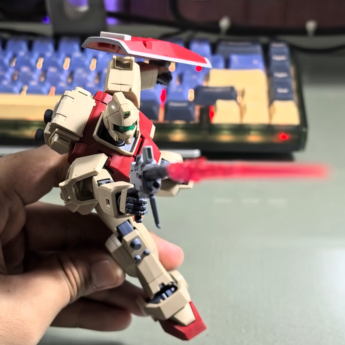 Figmagr's tweet photo. Poses https://t.co/OLpyLFiBxa