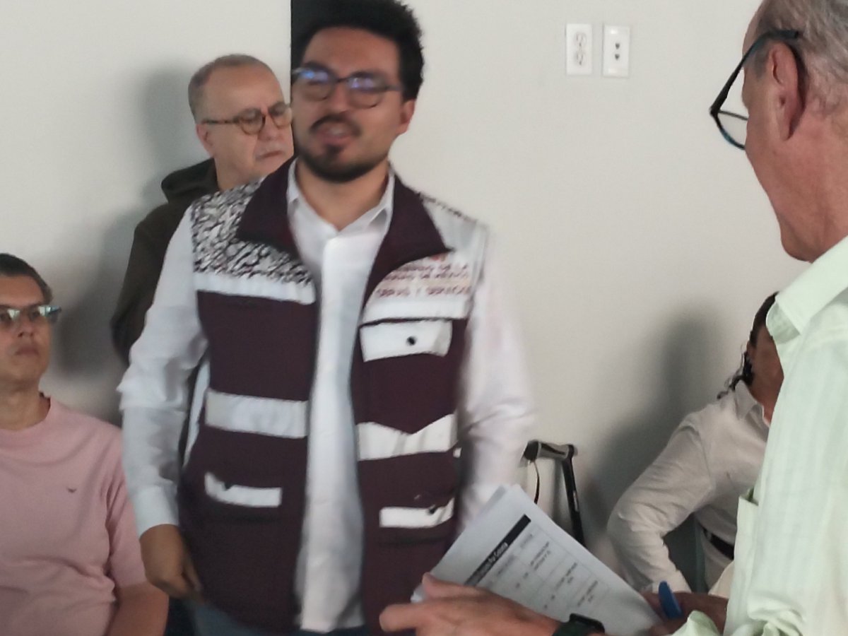 INSCUICUILCO's tweet photo. Las autoridades que están el día de hoy con las y los vecinos @SOBSECDMX @LaSEMOVI @AlcaldiaCoy https://t.co/PAw5FF3cEu
