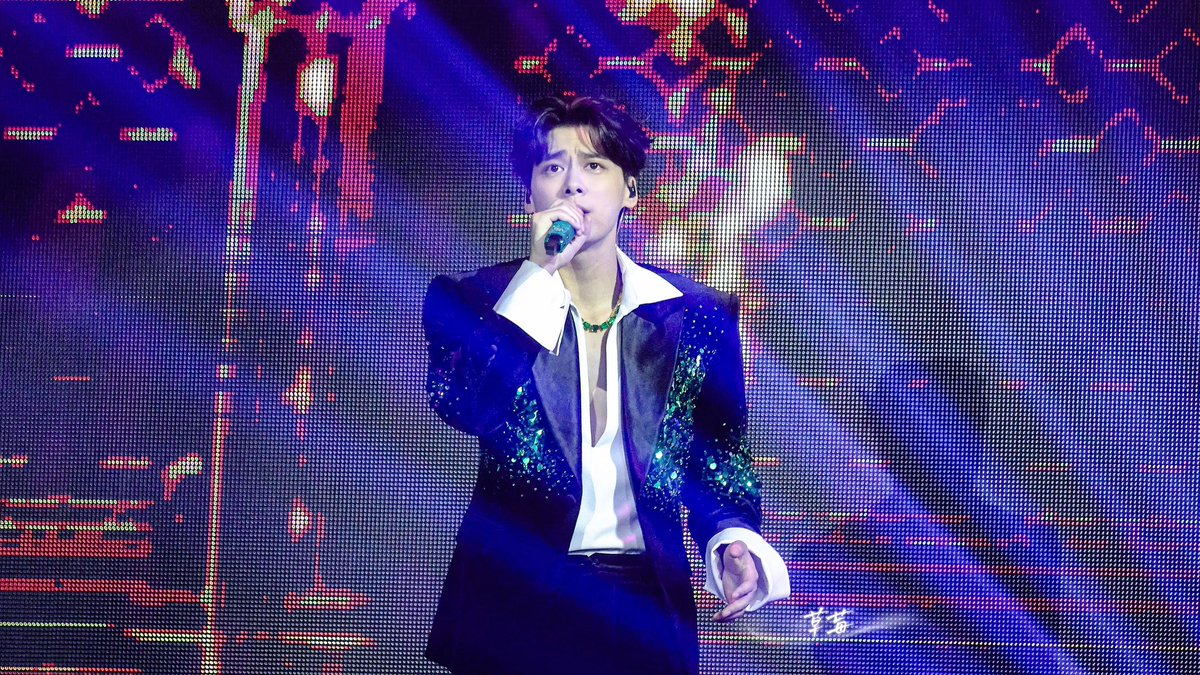 FavorLee_54's tweet photo. 🥺#LiYifeng #李易峰 #LYFENG #lyf #이역봉 #りいふう #หลี่อี้เฟิง #リー・イーフォン #LýDịchPhong #loveyouforever https://t.co/5WKsASHvP8