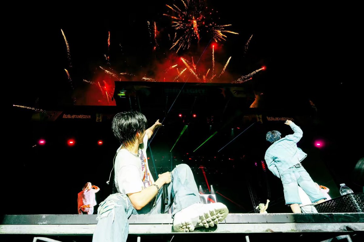 moonlightmino's tweet photo. this genre of festival han jisung pics🥹 https://t.co/FBnXpoa8it