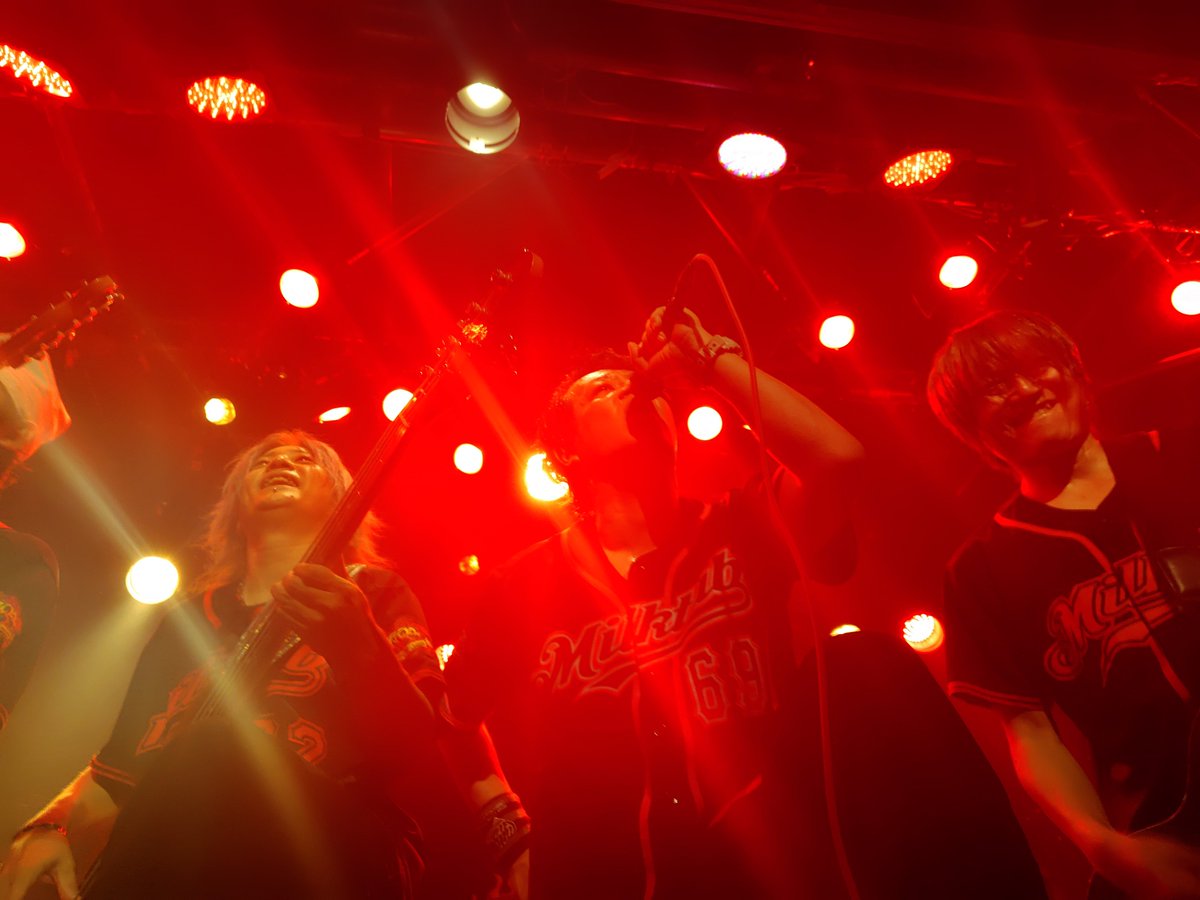 ikldoop's tweet photo. 今日のmilktub
いいライブ！楽しかった！
明日はとても珍しいコンセプトで楽しみ！
本命は明日！
#milktub https://t.co/ZmeVkhIMQV