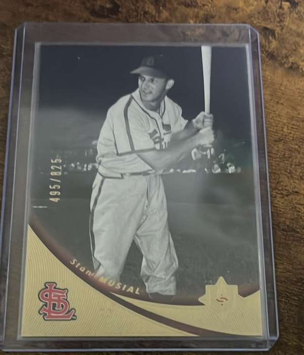 hofnpopper's tweet photo. Today's card form my collection is this Stan the Man card. As you can see it is a limited numbered card and with me being a Cardinal fan I had to have it. #SportCards #StanTheMan #MLB @Cardinals https://t.co/dZM1lfLNWr