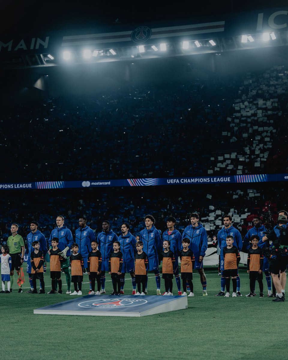 MediaParisien's tweet photo. Déjà que je déteste les trêves… alors une trêve de 3 semaines, ça va être interminable. 

3 semaines sans le PSG… 

(📸 @Flo_Pernet : MediaParisien) https://t.co/Z8eXamqBTg