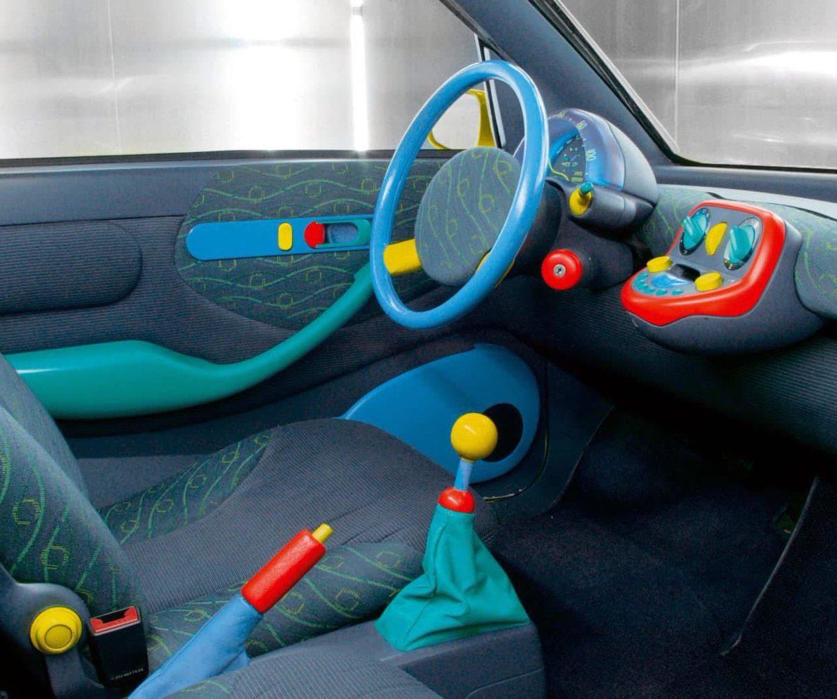 SciFiArchives's tweet photo. The MCC Smart Eco Speedster Concept from 1993 https://t.co/qPTqdwyd9f