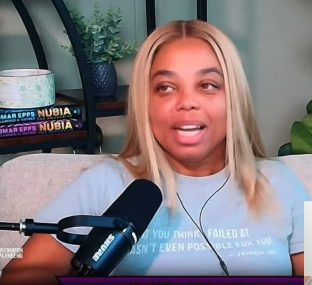 AGalactusHerald's tweet photo. @mutantstarr @SHAQ @YouTube SAS is "self hating" huh?  If he's self hating according to YOU...then WTF is this??? Explain how your girl went from looking like a black  Kween...to now looking like a 'white woman'  

Go ahead and explain this ....nigga! I'll wait! 🤨 https://t.co/4xM2P4tp6p