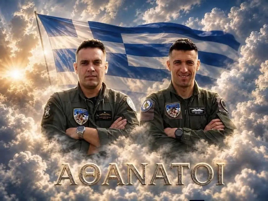 AlexiosKom96942's tweet photo. <<ΚΑΝΕΙΣ ΑΠΩΝ!! 
ΑΛΛΟΙ ΣΤΗ ΓΗ ΑΛΛΟΙ ΣΤΟΝ ΟΥΡΑΝΟ>>
ΑΙΕΝ ΥΨΙΚΡΑΤΕΙΝ
🇬🇷✈️🦅🇬🇷 https://t.co/922rrNUQec