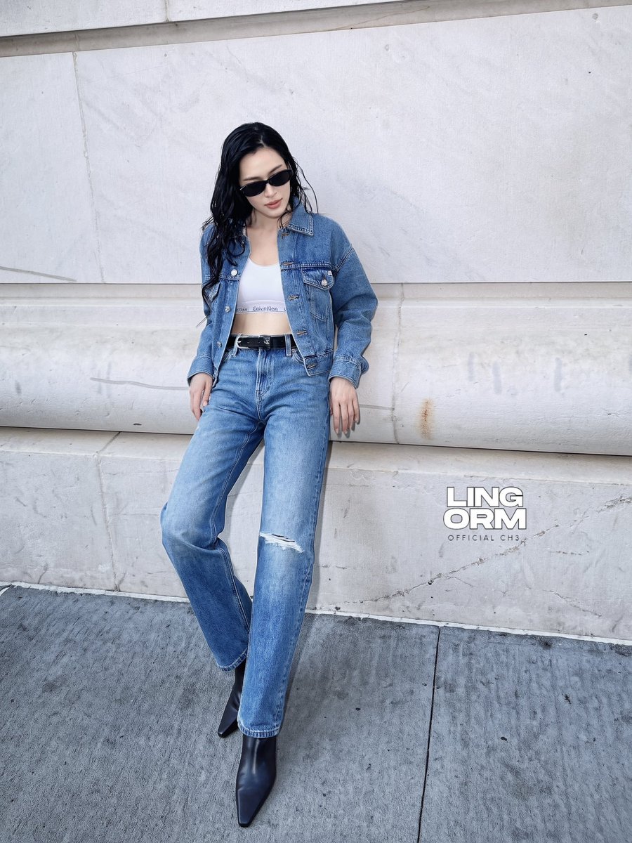 jamekwong's tweet photo. Holy mother... Lingling Kwong is literally the hottest one 😭 im on my knees

LINGLING APAC FACE OF CK
#CalvinKleinSS27xLINGLING https://t.co/nbtsfffzTV