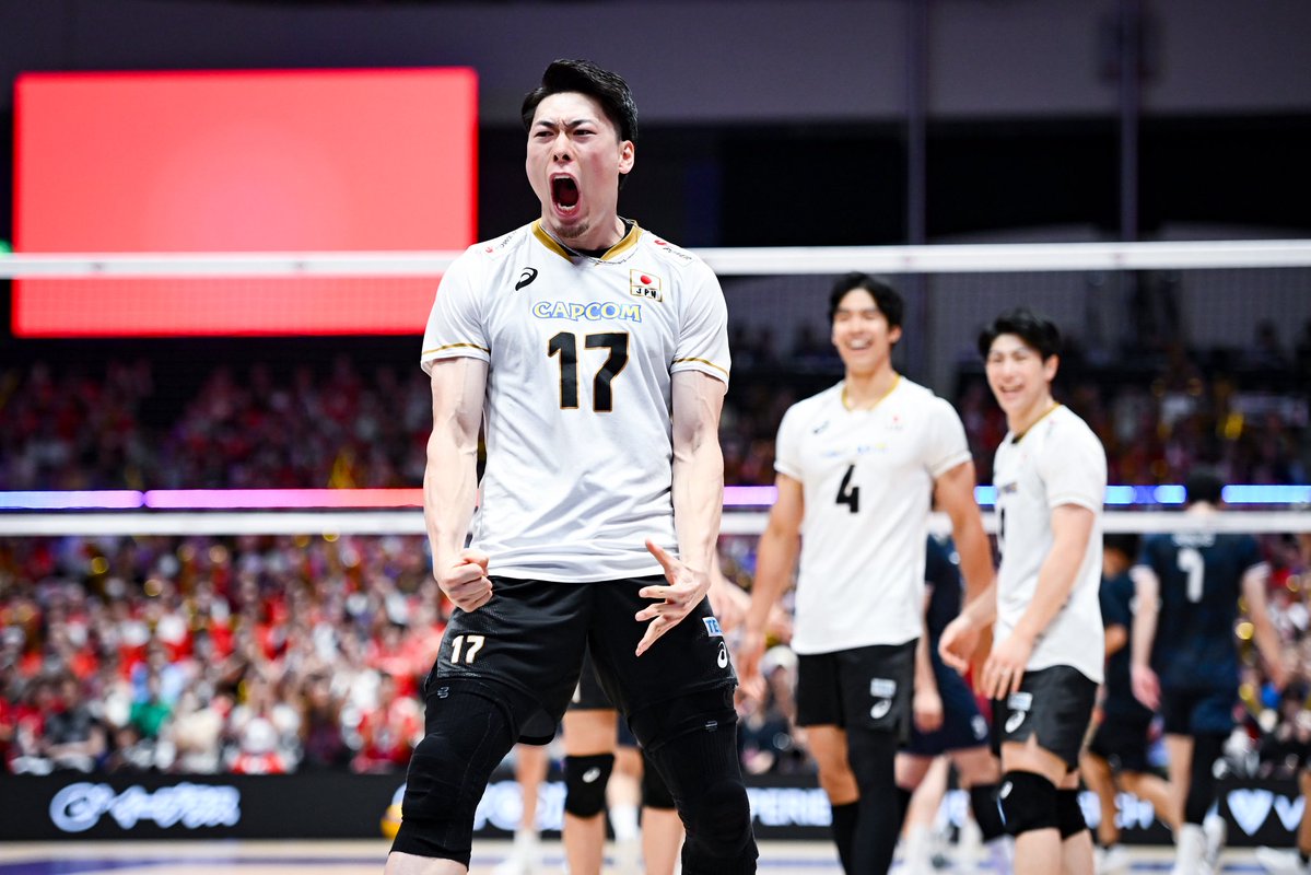 theanswerc2's tweet photo. バレーボール男子 #アジア選手権🏐

最終セットに出場した #西本圭吾 選手が持ち前のパワフルさでチームメイトを笑顔に😊📸

写真：中戸川知世 @nakatogawachise

#大塚達宣 #富田将馬 #宮浦健人 #河東祐大
#買取大吉アジア男子バレーボール選手権大会福岡2026 https://t.co/0X2WmC6ZJ2