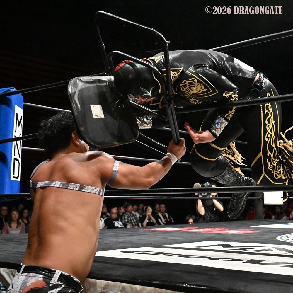kato__yoshiki's tweet photo. またおいでよ🦊

先、行ってるわ。
#DRAGONGATE #我蛇髑髏 
#チーム204キロ https://t.co/8aMhDPITNS