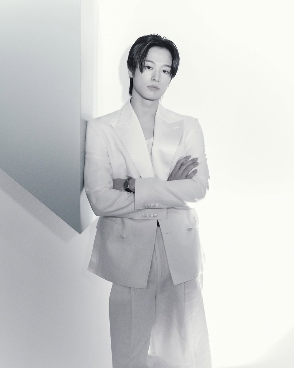 THEBOYZ_update's tweet photo. [📢] BYREDO X 더보이즈 주연

🔗 https://t.co/SX5BZyunDT

#THEBOYZ #더보이즈
#JUYEON #주연 https://t.co/rBQldQgO8Q