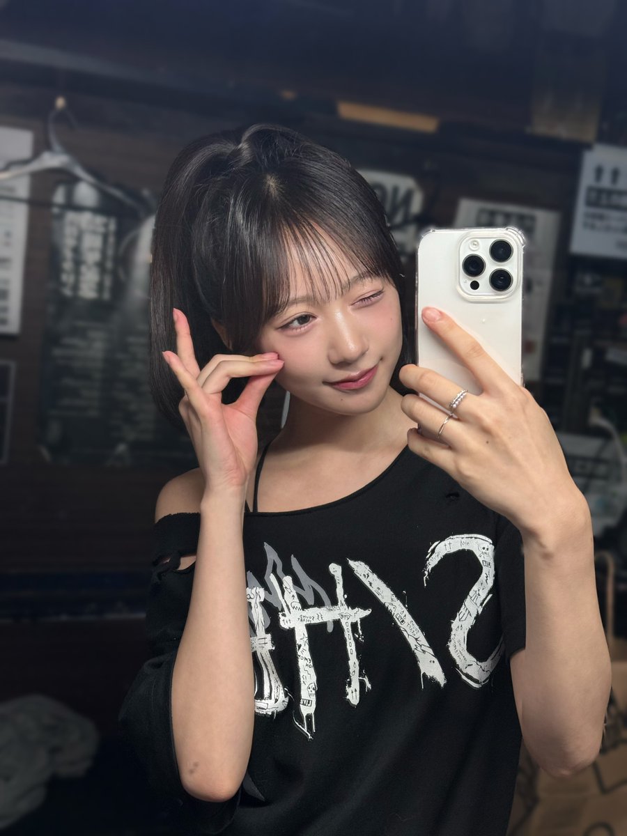 yokono_sumire's tweet photo. S/HE 1ST ONEMAN -AEROPHILE-
ゲストボーカルで出演させていただきました🎤

楽しすぎたね、、！
アツい時間をありがとうございました✨
これからも応援するよ〜🥰 https://t.co/fws1P79wXa