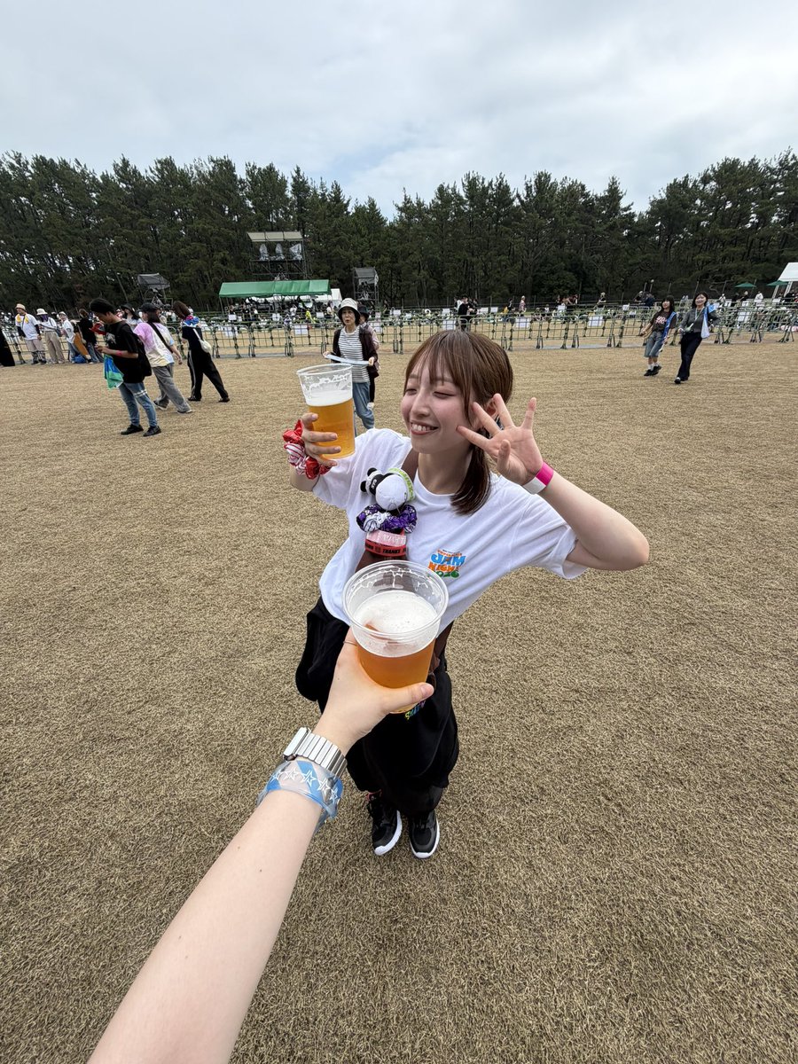 ckhyluv's tweet photo. やっぱりフェスは最高なんです、ビールが美味い🍻
C&amp;K幸せな時間をいつもありがとうございます⸜🌷︎⸝‍
#ジャムナイトフェス #candk https://t.co/ZPKdz3ZqGk