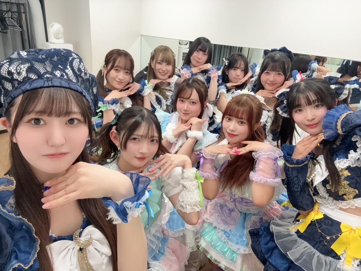 LUNARISE_info's tweet photo. 本日開催の
『iCOLONY IDOL LIVE 124』さまにて

真夜中のメリーゴーランド
(@mayomeri_info )
さまと撮影させて頂きました📸
※掲載許可済

お忙しい中ご快諾いただき
誠にありがとうございます🙇‍♀️

またご一緒できますように🌙 https://t.co/fYaVUqmpuv