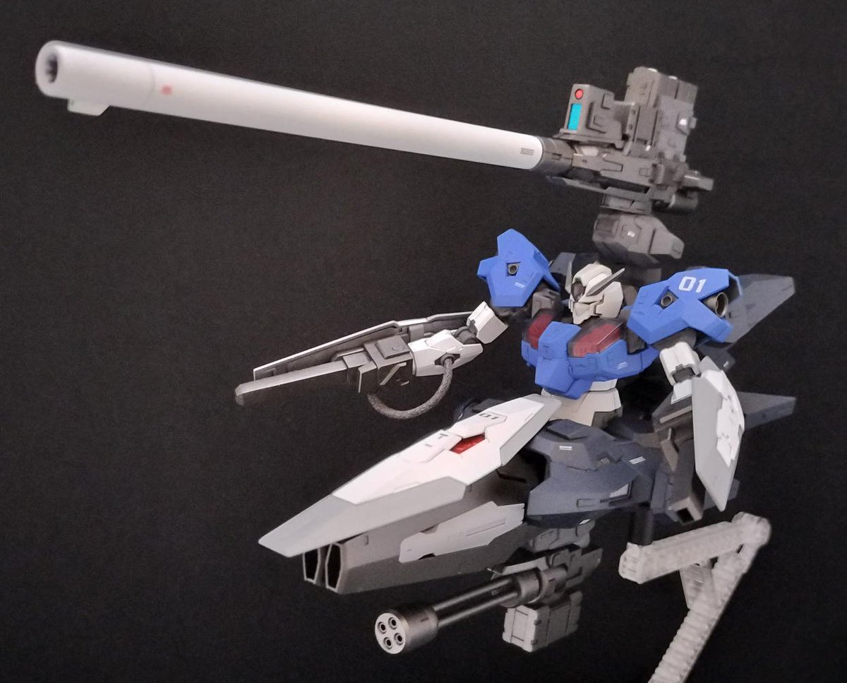 itihati_1803's tweet photo. #みんなのミキシングガンプラ晒せよ

ルブリスウル、ルブリスソーン、ガンヴォルヴァのミキシングになります。 https://t.co/Ow8dF9p0Z9