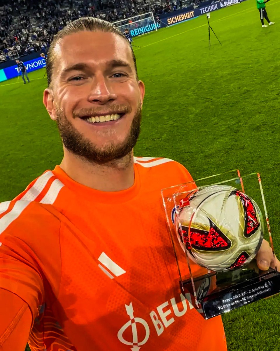eurofootcom's tweet photo. 🇩🇪🧤Loris Karius (33) has won the Man of the Match award two matches in a row! 🏆

Great to see him enjoying his football and back performing in the Bundesliga. ❤️👏 https://t.co/4JlieW0wSK