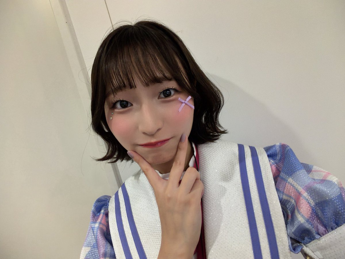 mizuna_Skawa's tweet photo. #シャインポスト #BSF2026 Day1✨
ありがとうございました！！

キラキラ輝く素敵な世界の一員になれて本当に幸せな1日でした✨️

明日もあるなんて最高❕

桃果ちゃんと一緒に、尊敬する先輩方のパフォーマンスや素敵な景色を見られてすごくすごく嬉しかったです！

明日も頑張ろうねー！！💜🍑 https://t.co/2Q9Xr63QbV
