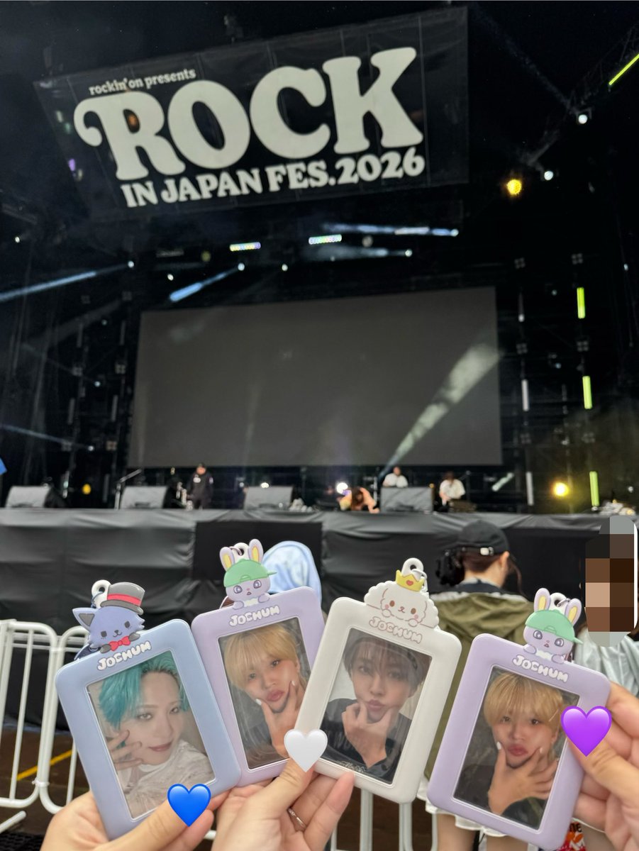 mn_snftjo's tweet photo. ロッキンめちゃ楽しかった〜✨
近すぎてもうほんとに最高だった🫠
他のアーティストも聴けて美味しいご飯も食べれて大満足💜🤍

#RIJF2026 #ロッキン #JO1 https://t.co/iNSMPzRYg4