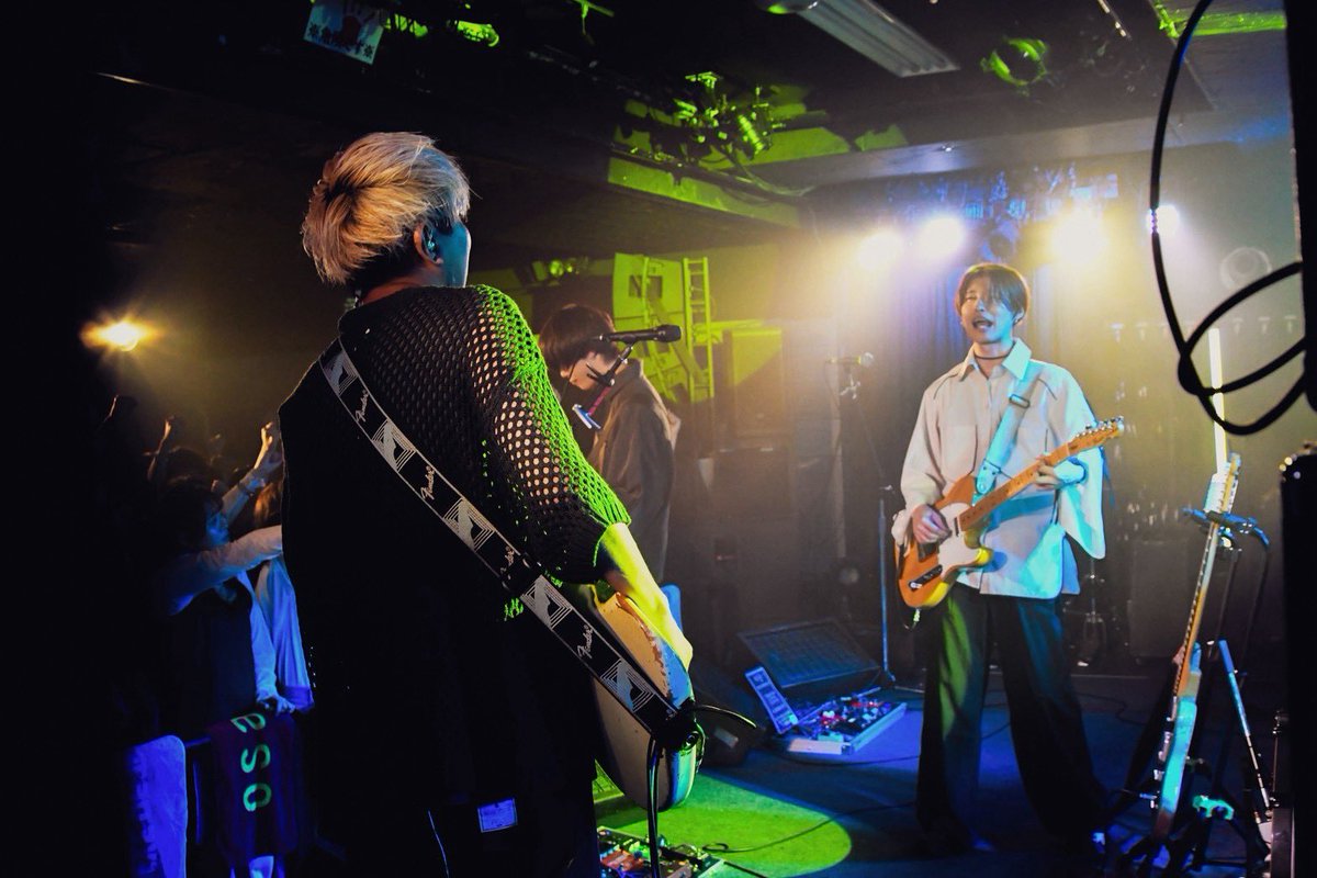 osage_band's tweet photo. 2026.9.12 梅田Zeela
『UMEDA AOICHIBAN '26』

Sonic blue
セトモノ
ヒトリゴト
さよならについて
ウーロンハイと春に
マイダイアリー
世明けの唄

トッパー任されました💐
大阪ありがとうございました！

秋から始まるワンマンツアー！
よろしくお願いします！🍁
🎫 https://t.co/kGYQzNDoGE https://t.co/qDlrPsgWRn