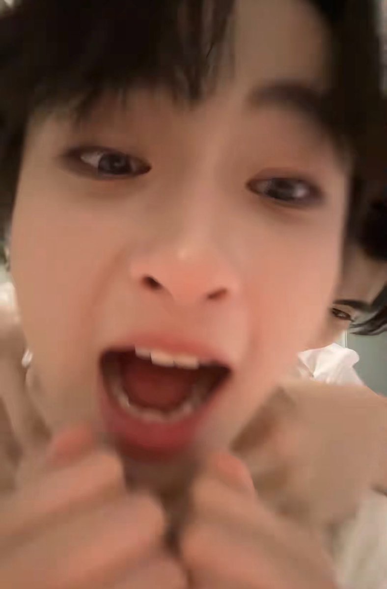 chorxsher's tweet photo. ใส่เพลง เด็กพี่มีชู้ พี่เลย..หมั่นเขี้ยว5555555555555555555555555555555555555555555555555555555555555555555555555555555555555555555555555

also :    พี่                                           เด็กพี่ https://t.co/GcccYhJ7m3