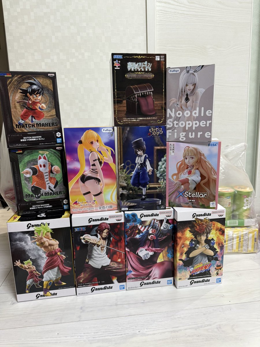 kyooon920's tweet photo. 今日の収穫品♪
シャンクスは欲しくなっちゃうよ🥳笑
ティーチ居ないから四皇揃わない😫
も少し早くクレゲにハマってたら… https://t.co/8o4cDludag