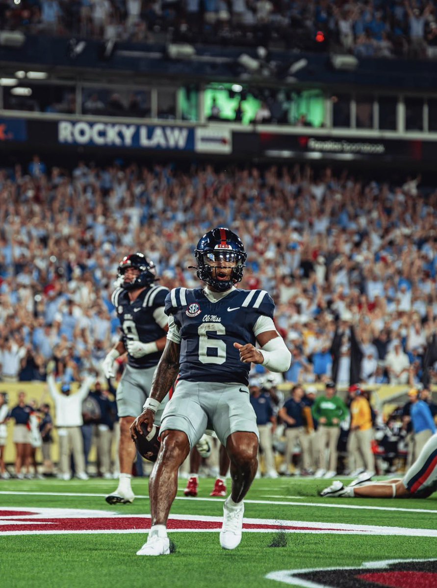omsportsburner's tweet photo. WAKE UP REBS. TRINIDAD CHAMBLISS PLAYS FOOTBALL TODAY. https://t.co/DkX6MgPU2I