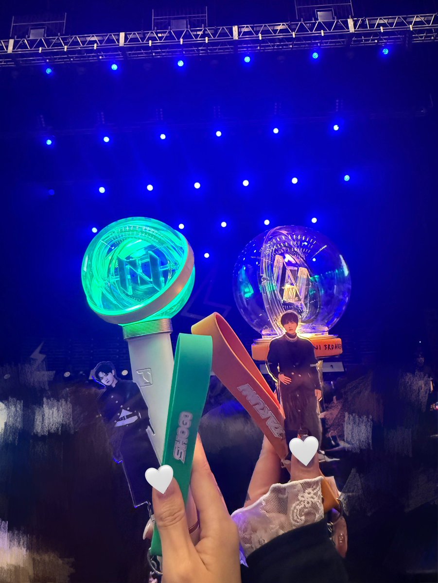 taji_world_'s tweet photo. CDTVライブ！ライブ！ほんっっっとに楽しかった〜😻✨
ビヨスカとゆのわとぅ聴けたのうれしすぎたしドームも超楽しみ🥹💫
次は将吾くんにも会いたいよーー😭 https://t.co/flQwOkO6QF