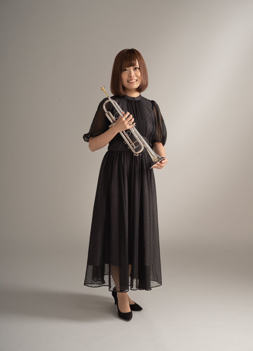 Platform_ens's tweet photo. 【出演者紹介：鶴���麻記（トランペット）】
札幌交響楽団副首席を務め、プラハの春国際コンクール奨励賞（日本人管楽過去最高成績）をはじめ数々の登竜門を制してきた名手���
圧倒的な技術と豊かな響きで「未来からの音楽」を鮮やかに解き放ちます。
🎟️ご予約
https://t.co/LuxjNFRqFT
👇略歴・公演概要 https://t.co/ksDgbYaRMK