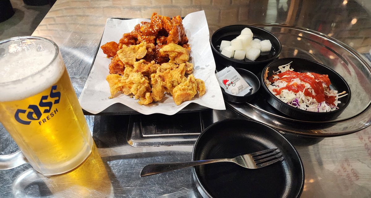 dongh4444's tweet photo. 어흐 쌩맥 오지게 시원하네 https://t.co/eUfCKDesAn