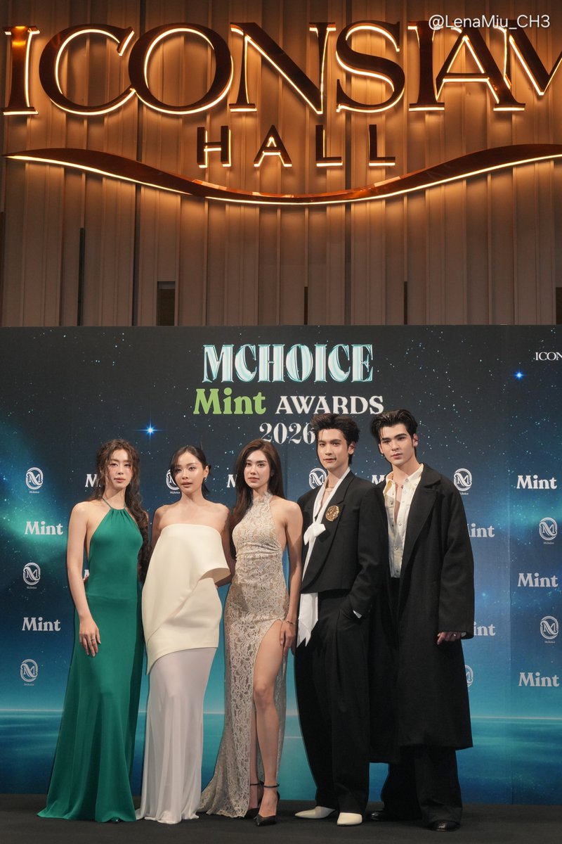LenaMiu_CH3's tweet photo. คนอื่นเค้ามาเป็นคู่ ส่วนคุณลลีนั้นนน  

LENA X MCHOICE AWARDS #MchoiceMintAwards26xLena #MintAwards2026 https://t.co/2LX6fuJxJL