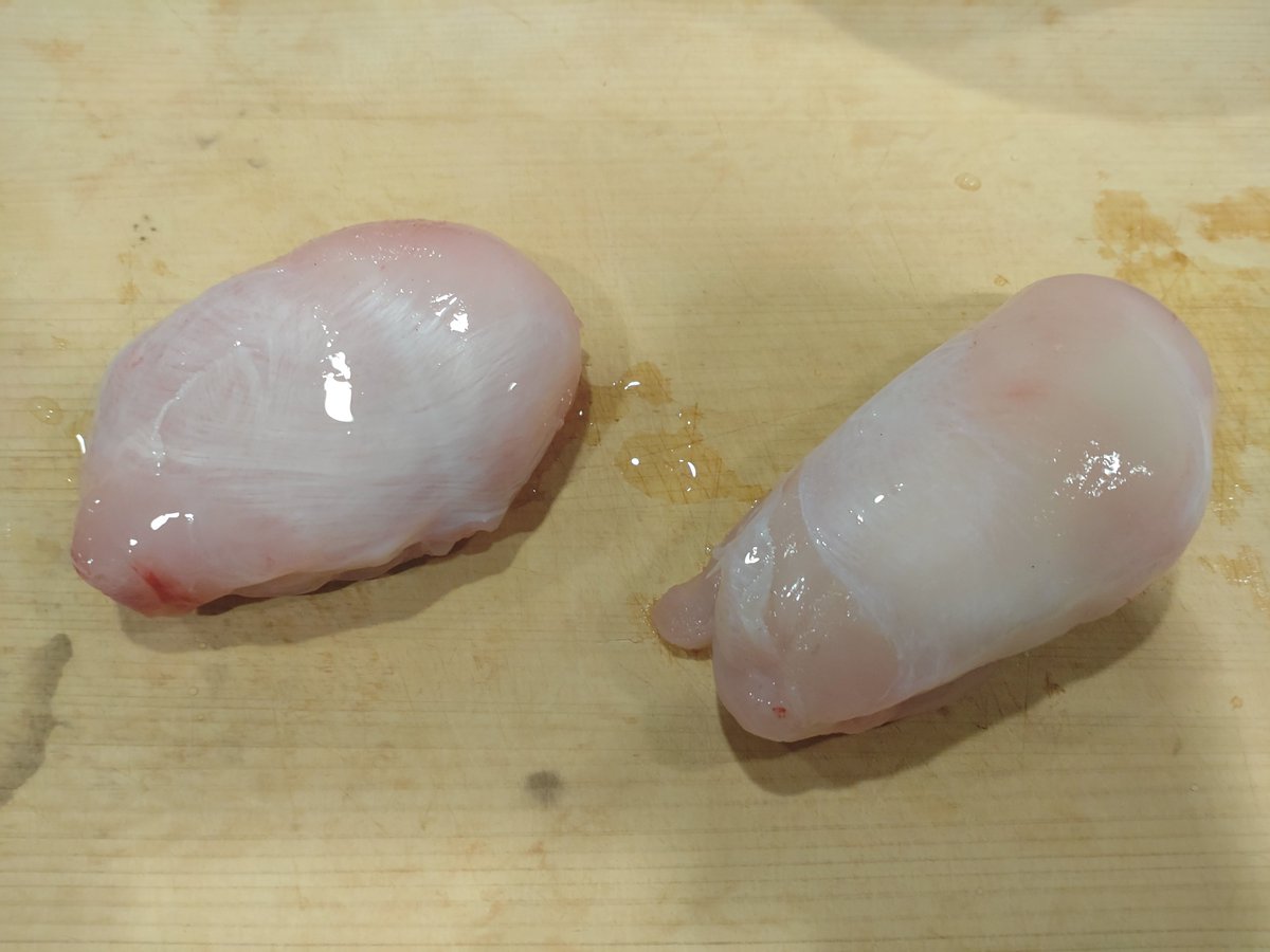 arakawaham's tweet photo. 【ブログ更新しました】

第18回のヘンメシは、謎魚です。スーパー出会った謎魚、果たして美味しく頂けるのか…？

https://t.co/S2mb30UCrc https://t.co/LAdRcI0I4d