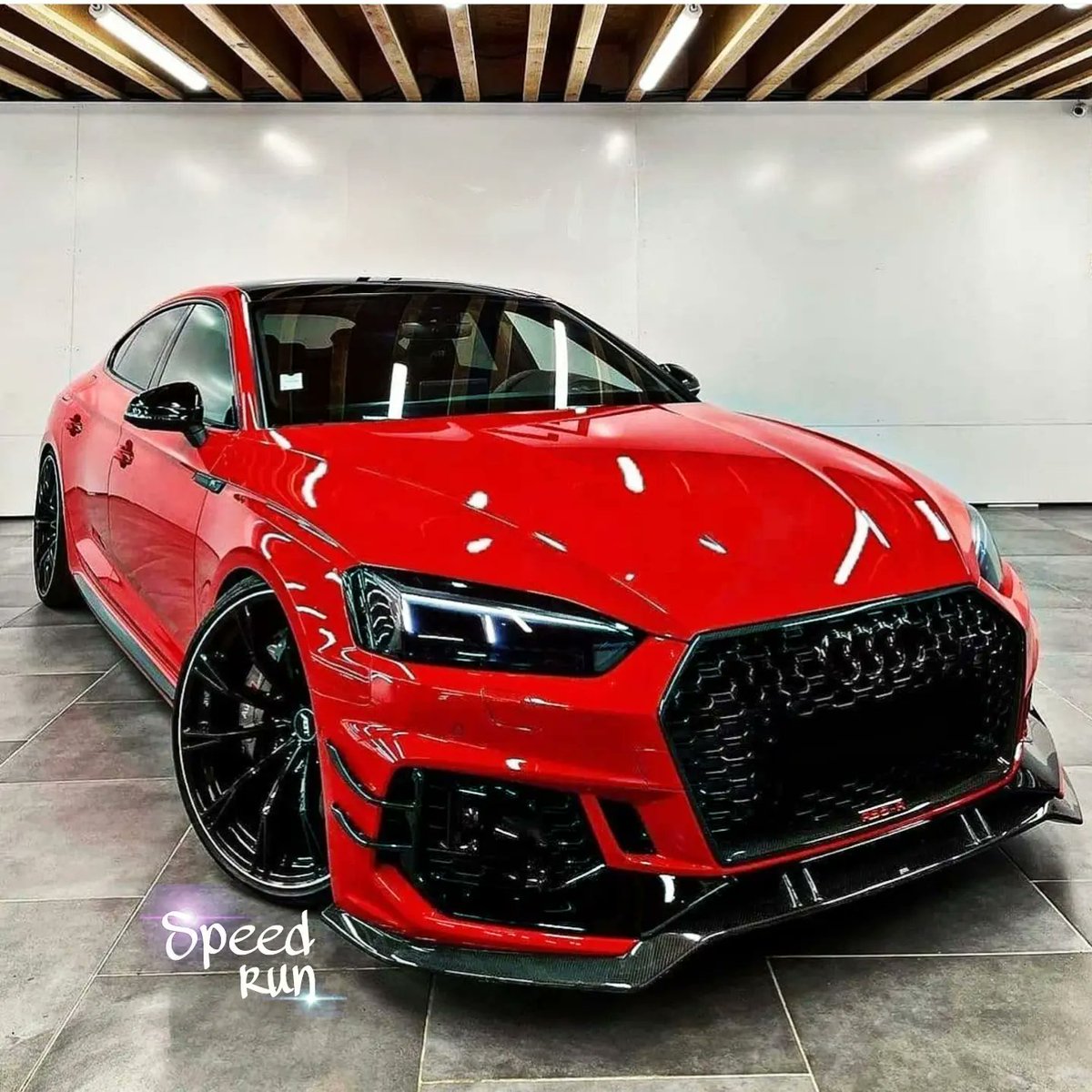 58_farukk's tweet photo. AUDI RS5, symbole d’un style de vie luxueux. https://t.co/2CpbOeFeE5